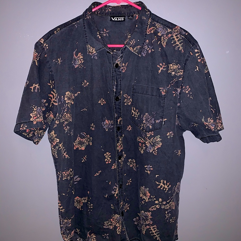 Vans men’s size large colored dress shirt